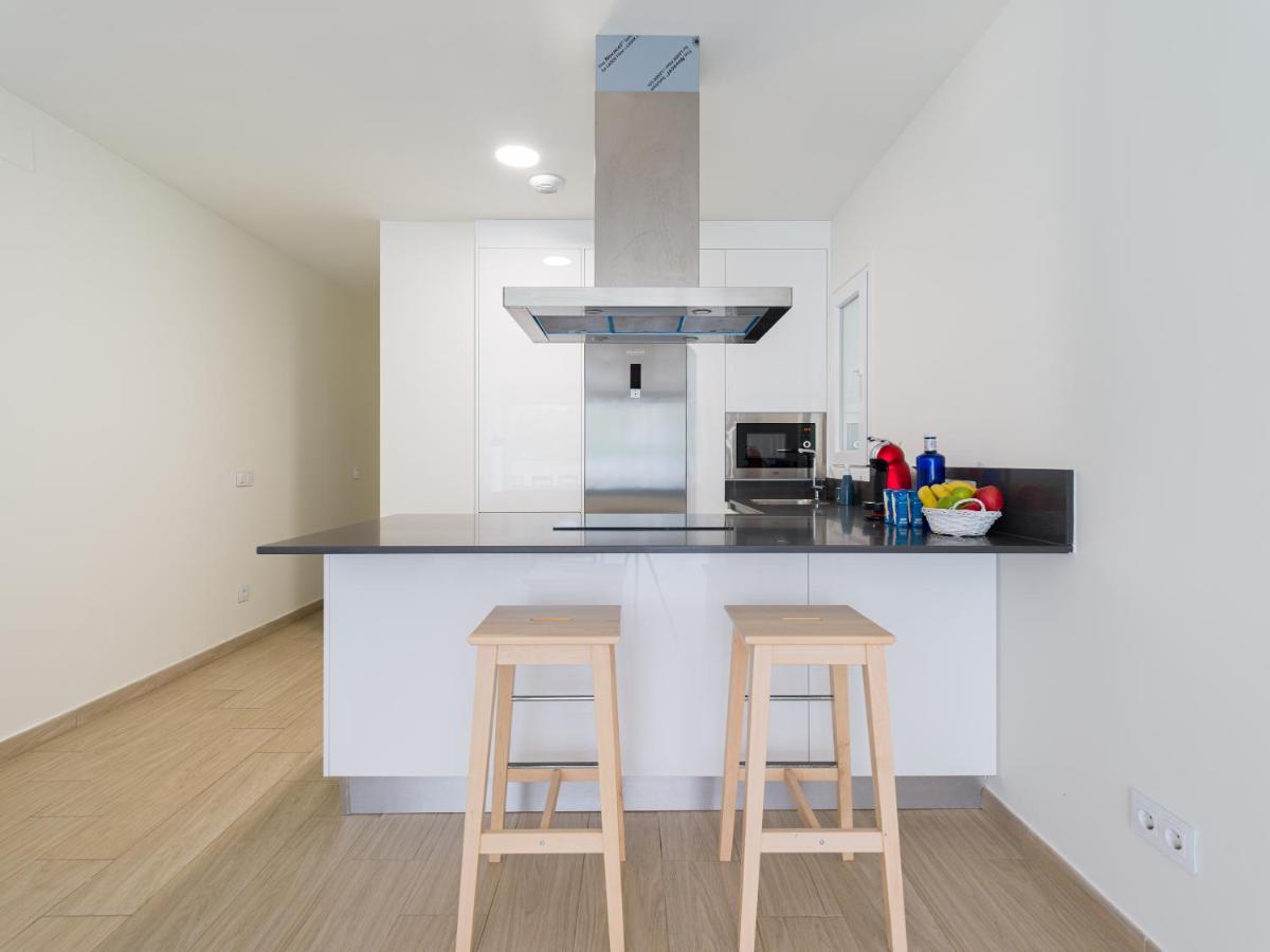 Homeforguest Modern Apartment In Las Canteras With Parking Las Palmas de Gran Canaria Bagian luar foto